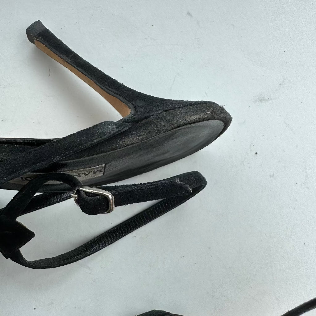Manolo Blahnik Suede Leather Heel Shoe