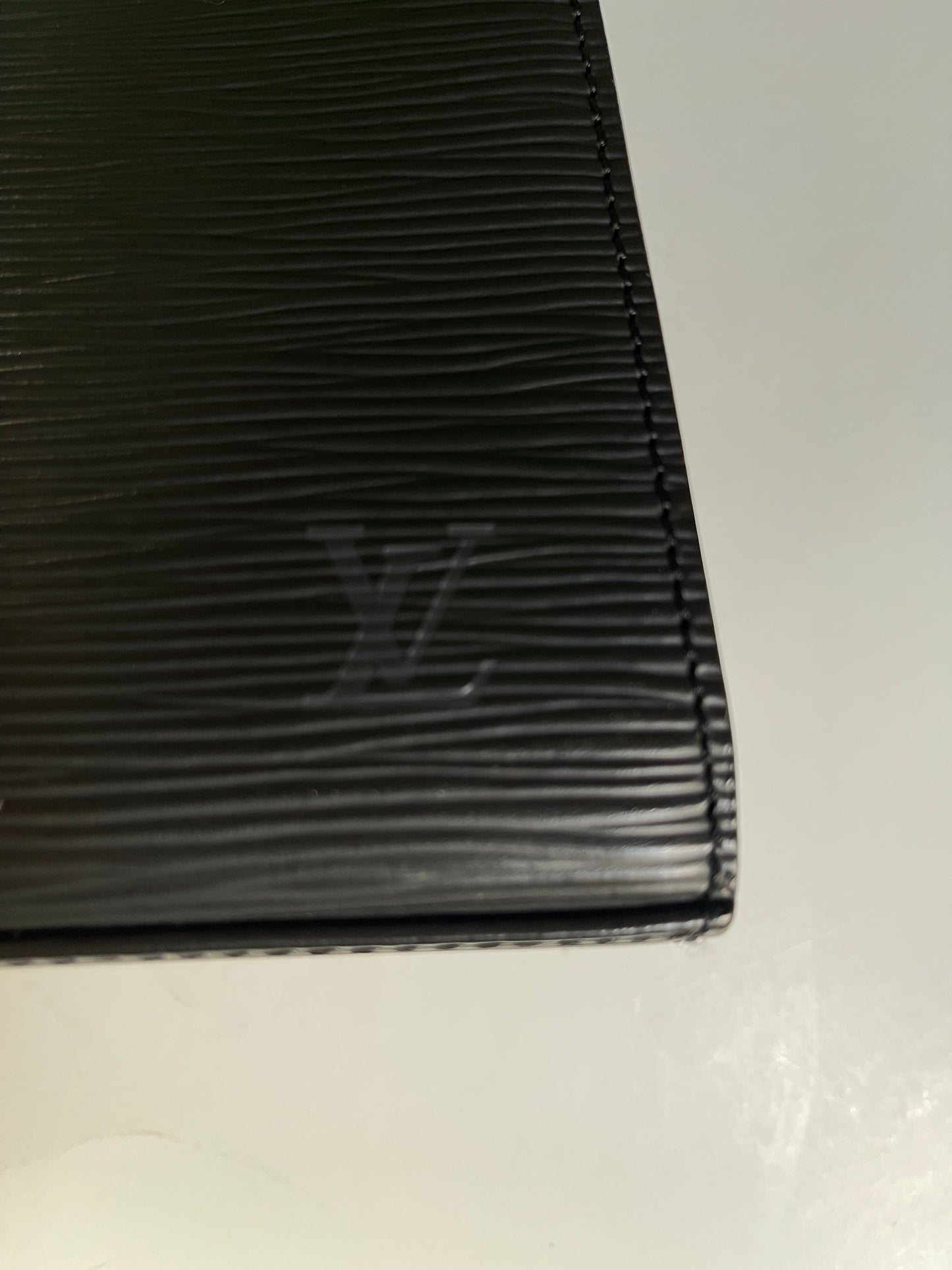 LOUIS VUITTON GRAPHITE BLACK EPI MALESHERBES BAG