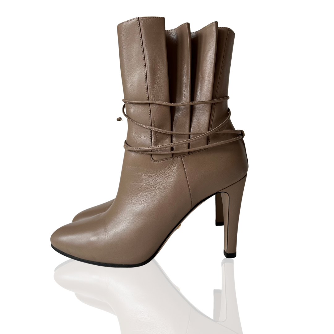 Gucci Nude Ankle Bootie leefluxury