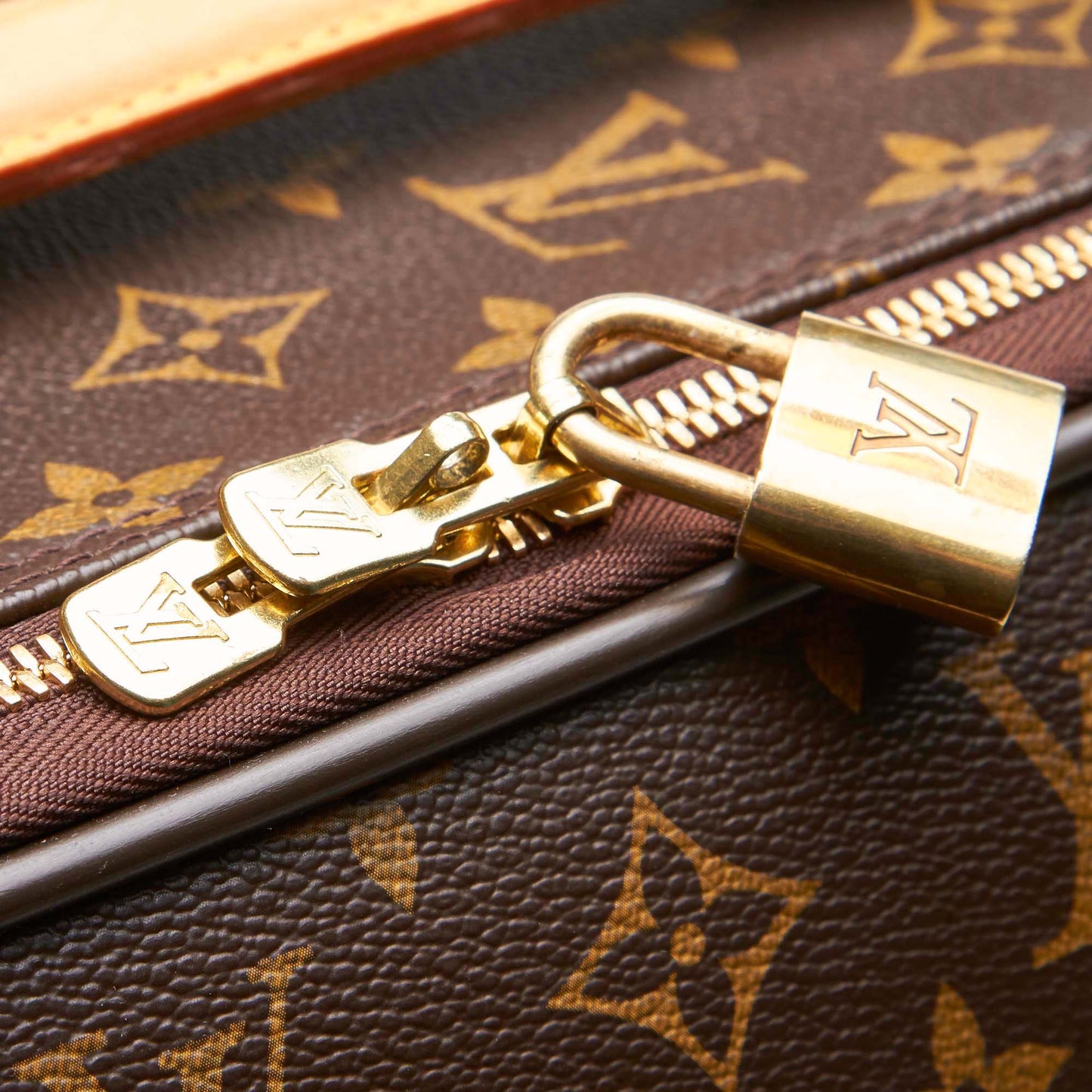 LOUIS VUITTON MONOGRAM PÉGASE 50 LUGGAGE - leefluxury.com