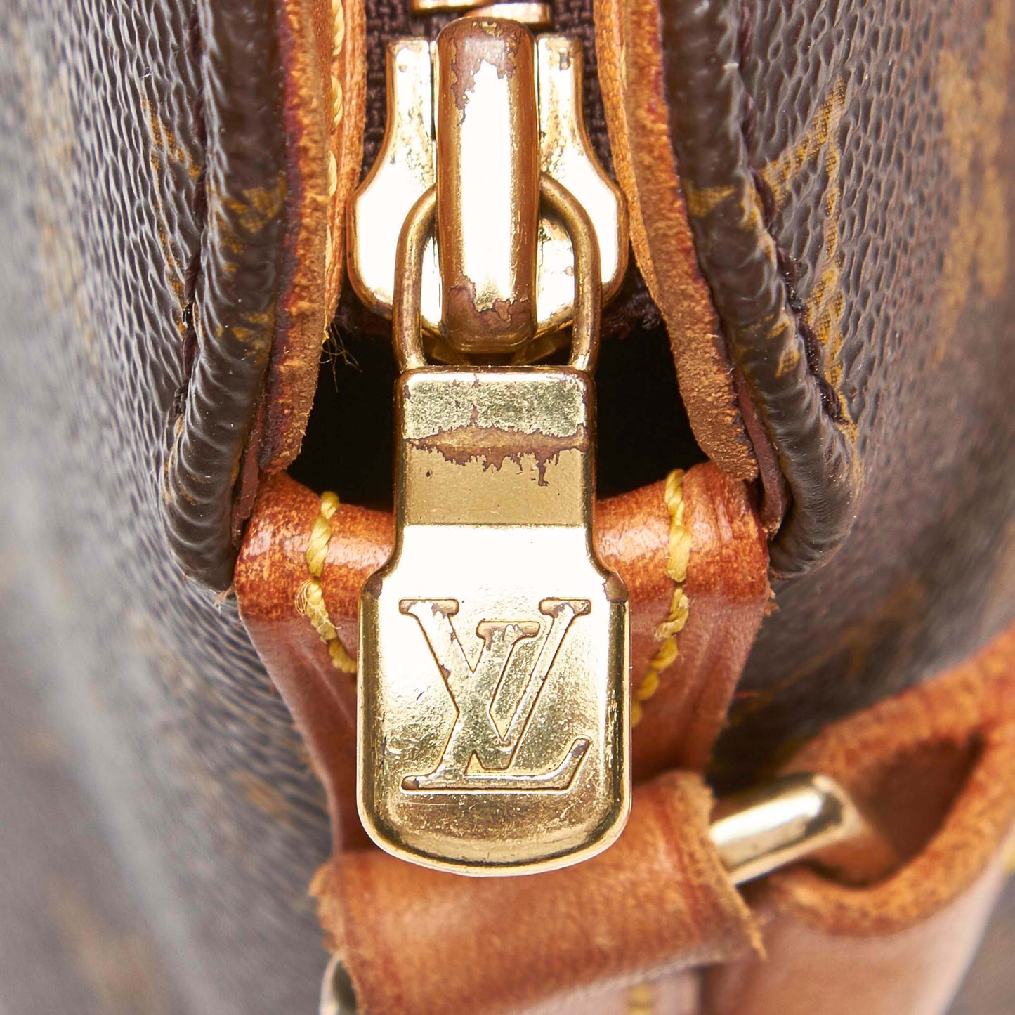 LOUIS VUITTON DROUOT MONOGRAM CROSSBODY SHOULDER BAG - leefluxury.com
