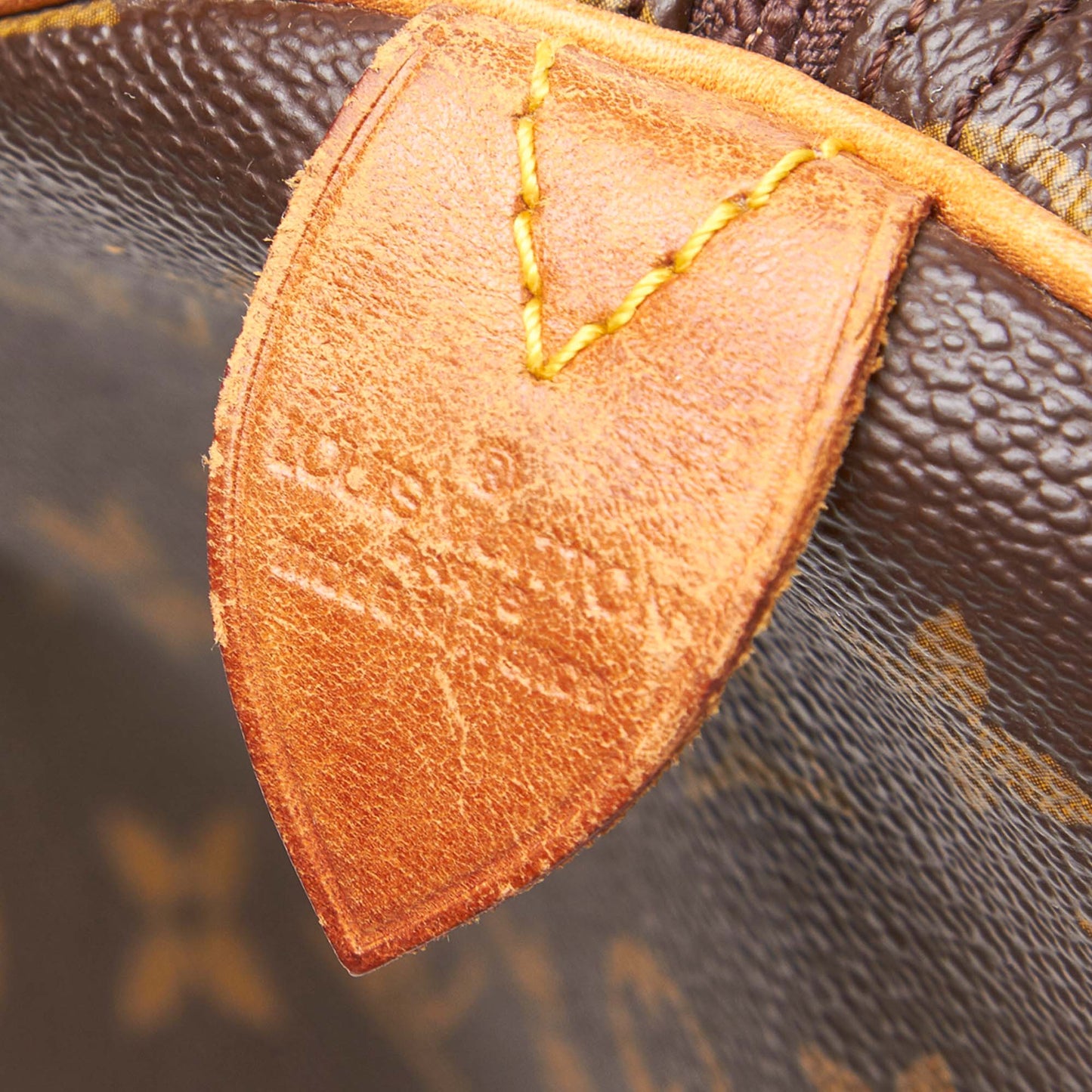 LOUIS VUITTON MONOGRAM KEEPALL BANDOULIÈRE 45 - leefluxury.com