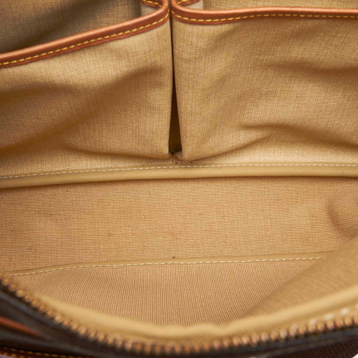 LOUIS VUITTON MONOGRAM REPORTER GM BAG - leefluxury.com