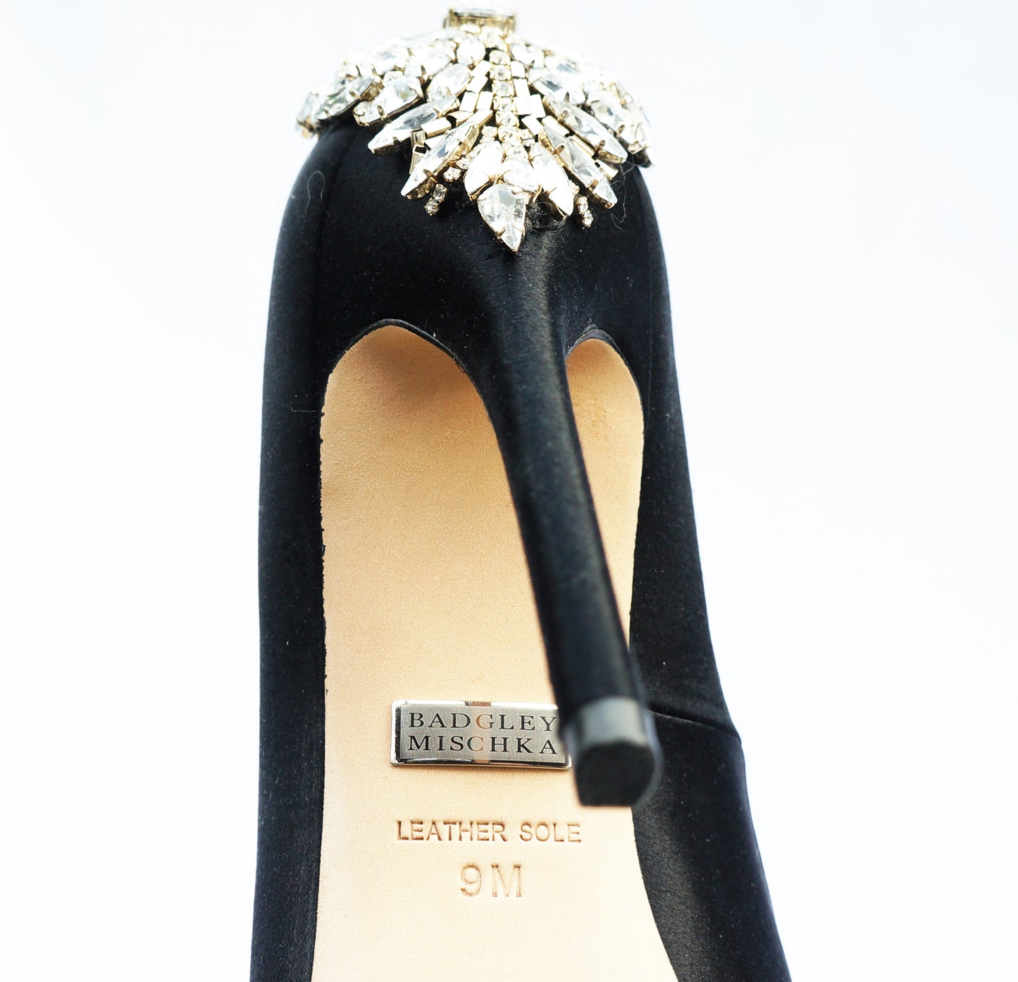 BADGLEY MISCHKA KIARA CRYSTAL EMBELLISHED PUMPS - leefluxury.com