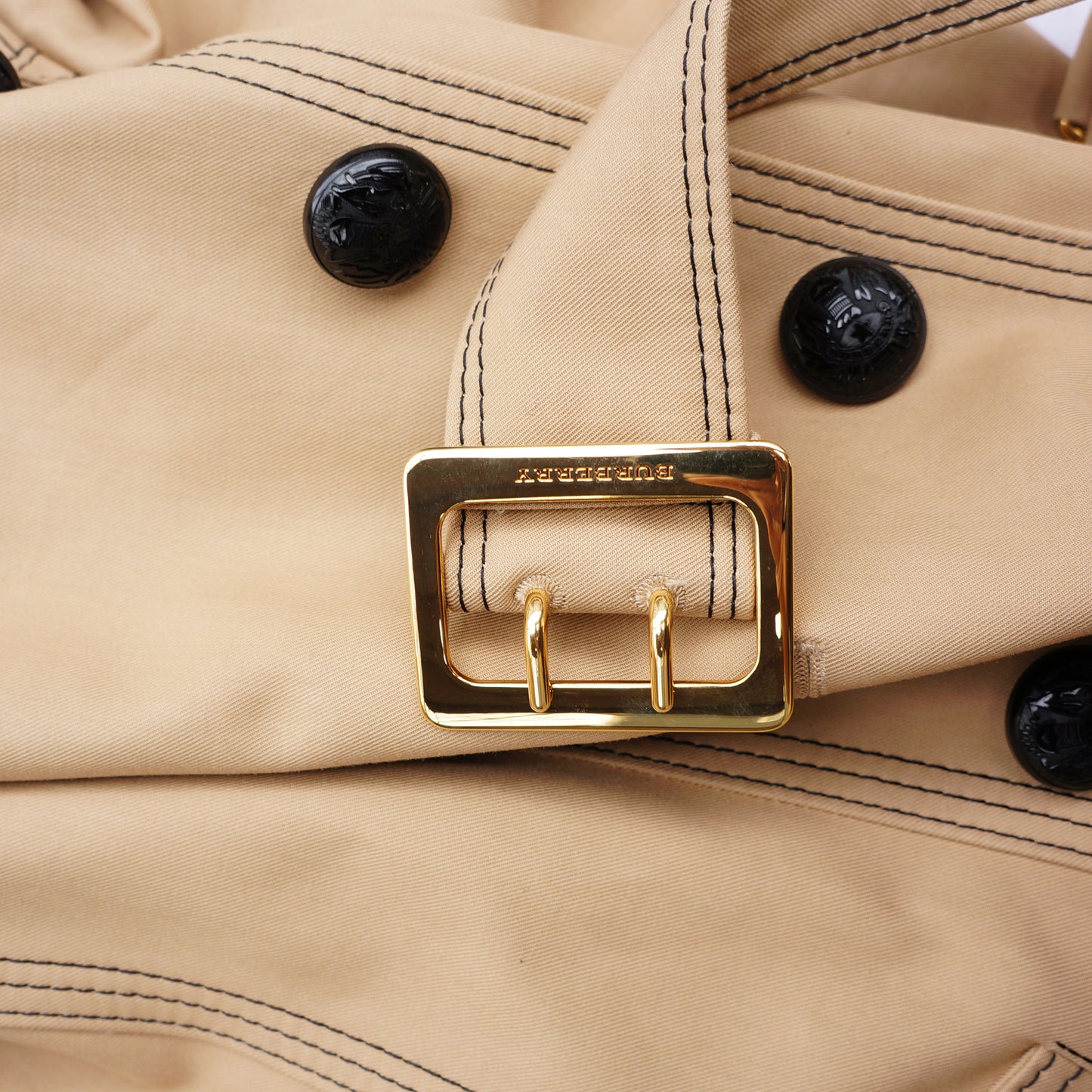 BURBERRY TRENCH LONG BELTED COAT NEW WITH TAGS - leefluxury.com