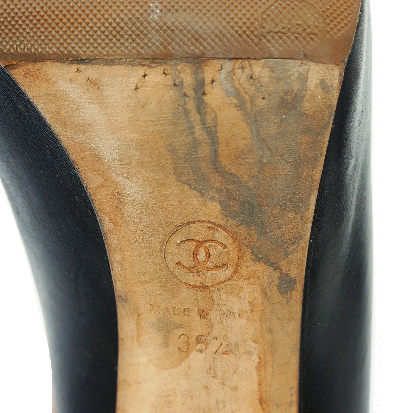 CHANEL 2015 CAMELLIA LEATHER PUMPS - leefluxury.com