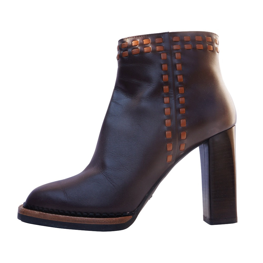 Tod's Brown Leather Boots