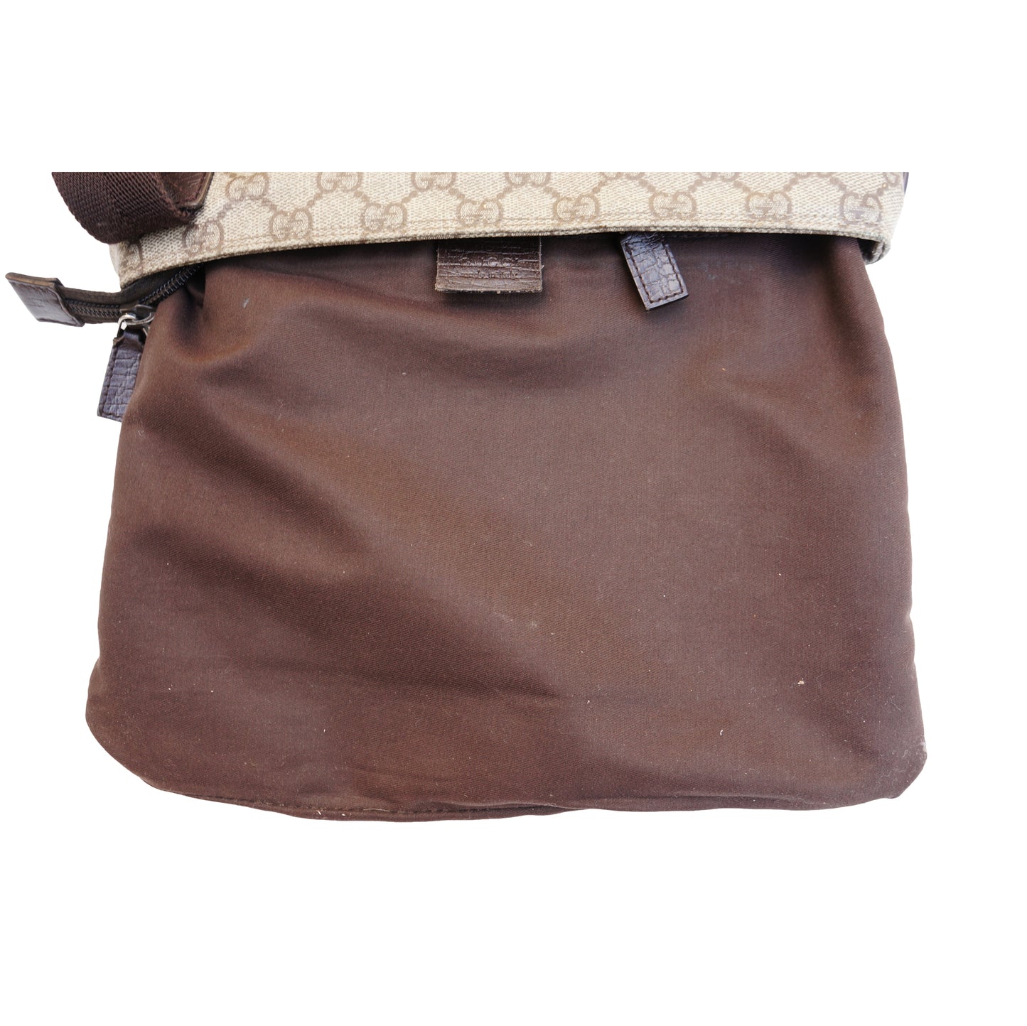 GUCCI GG SUPREME CROSSBODY MESSENGER TRAVEL BAG - leefluxury.com