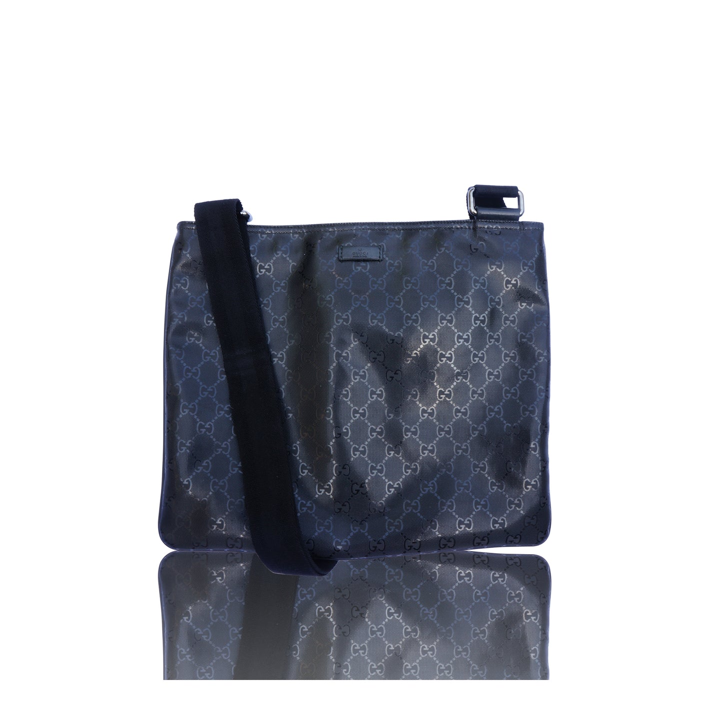 GUCCI GG IMPRIMÉ MESSENGER BAG - leefluxury.com