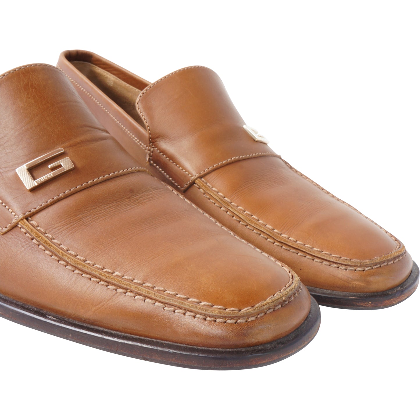 GUCCI GG LEATHER SLIP-ON LOAFERS - leefluxury.com