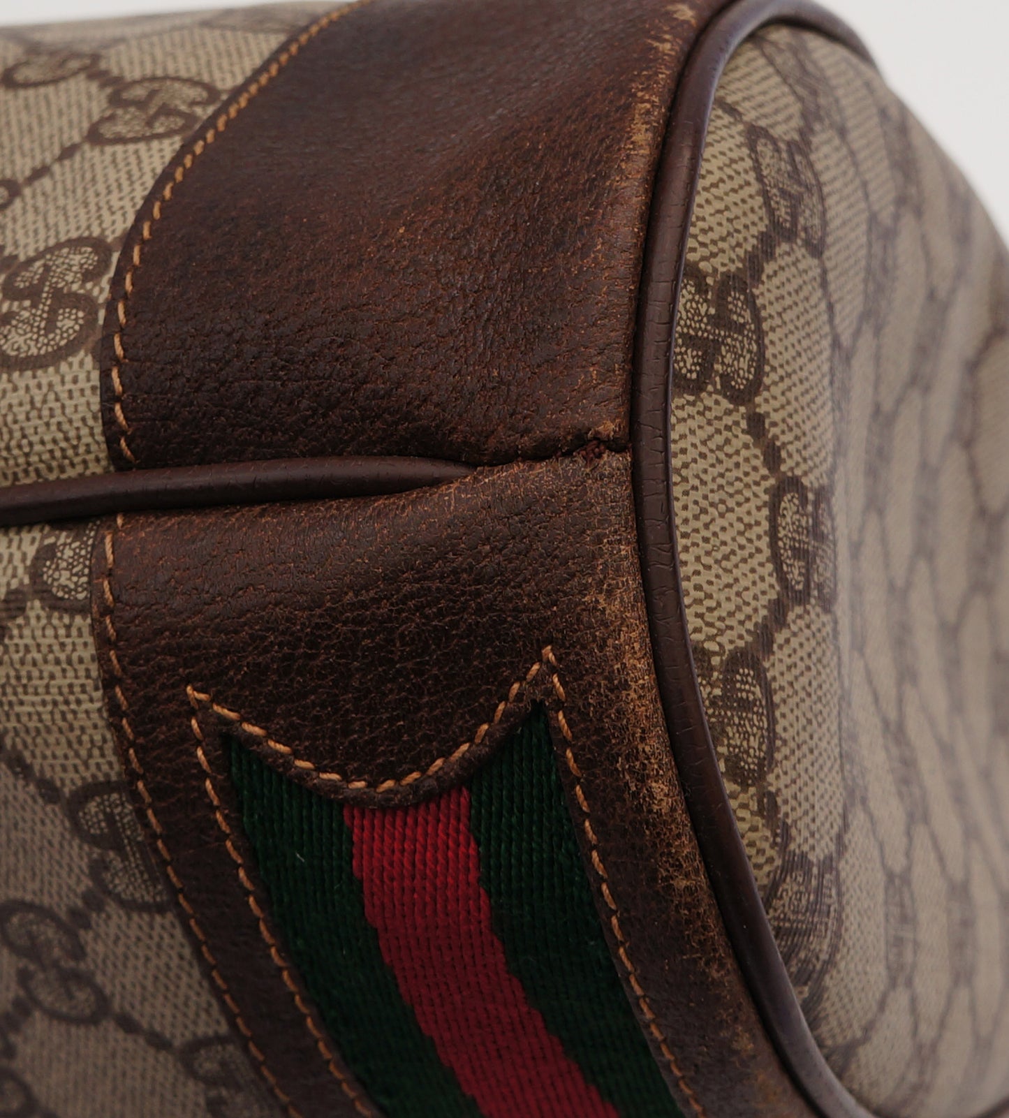 GUCCI WEB SUPREME BUCKET SHOULDER BAG - leefluxury.com