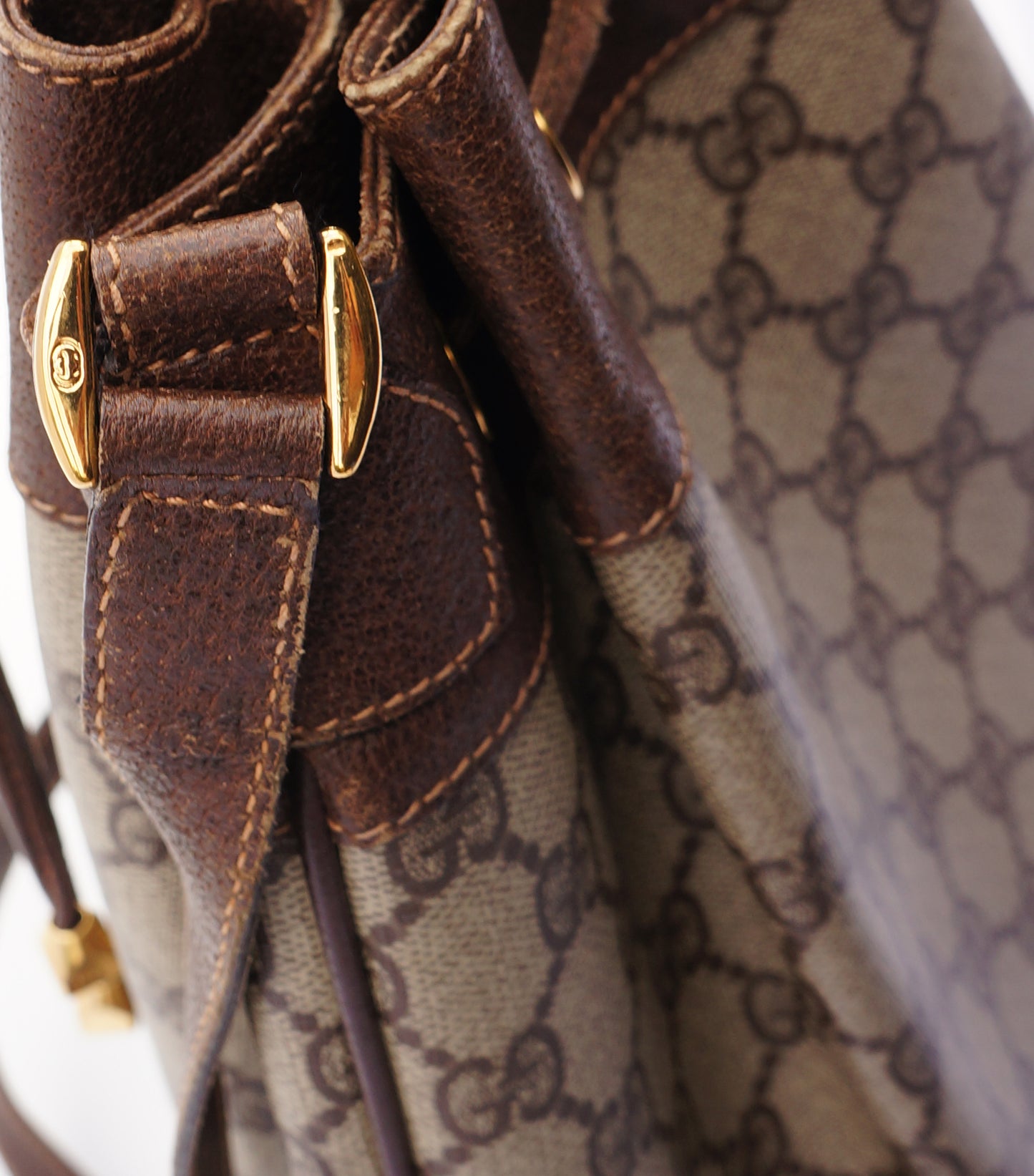 GUCCI WEB SUPREME BUCKET SHOULDER BAG - leefluxury.com