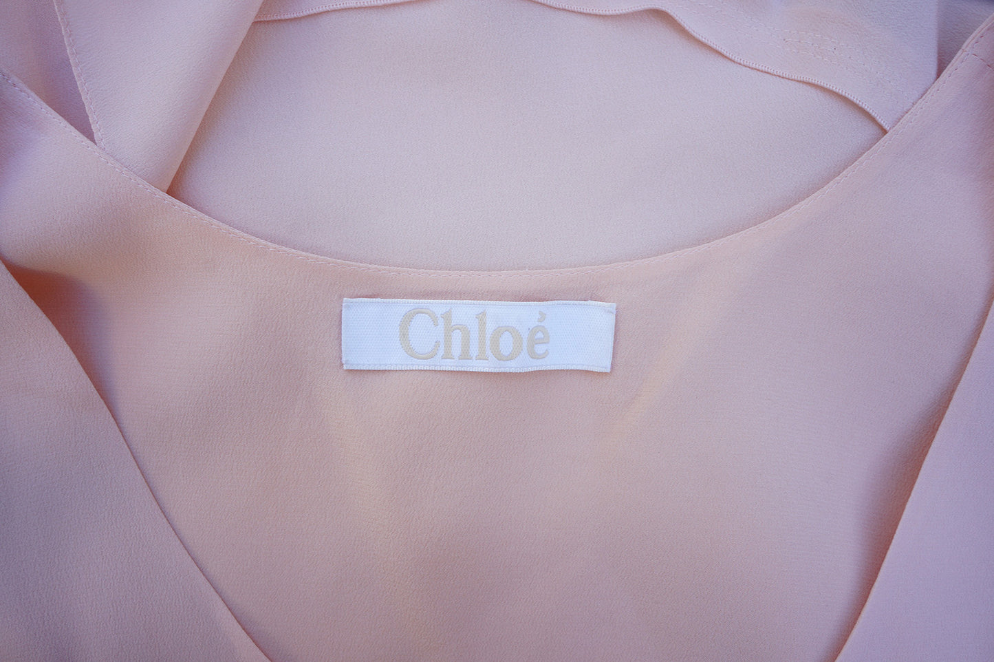 CHLOÉ SILK RUFFLED TOP - leefluxury.com