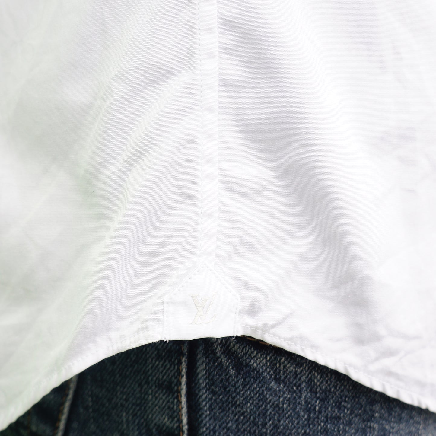 LOUIS VUITTON WHITE COTTON ROUND CUFF DRESS SHIRT - leefluxury.com
