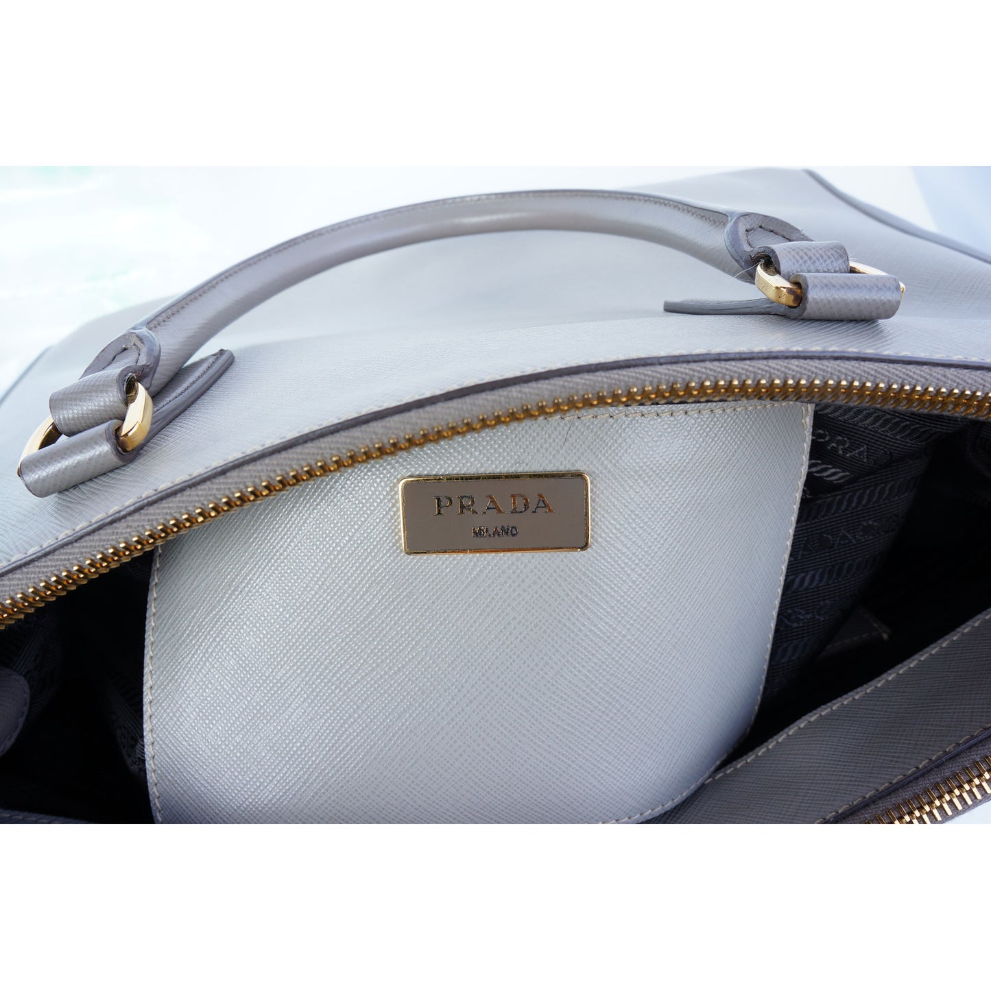PRADA SAFFIANO LUX LEATHER SHOULDER BAG - leefluxury.com