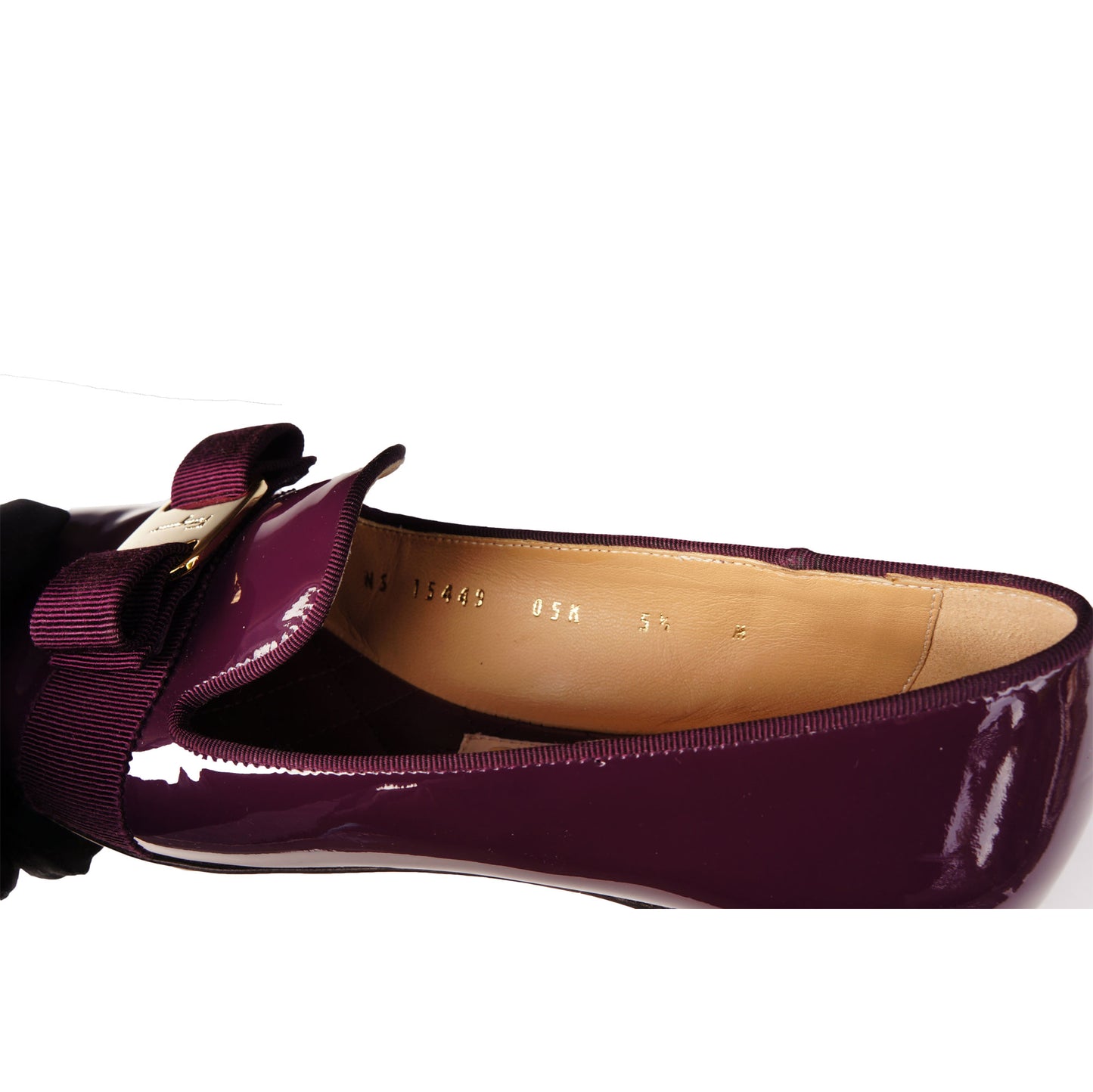 SALVATORE FERRAGAMO WINE PATENT LEATHER VERA BOW PATENT LEATHER BALLET FLATS - leefluxury.com