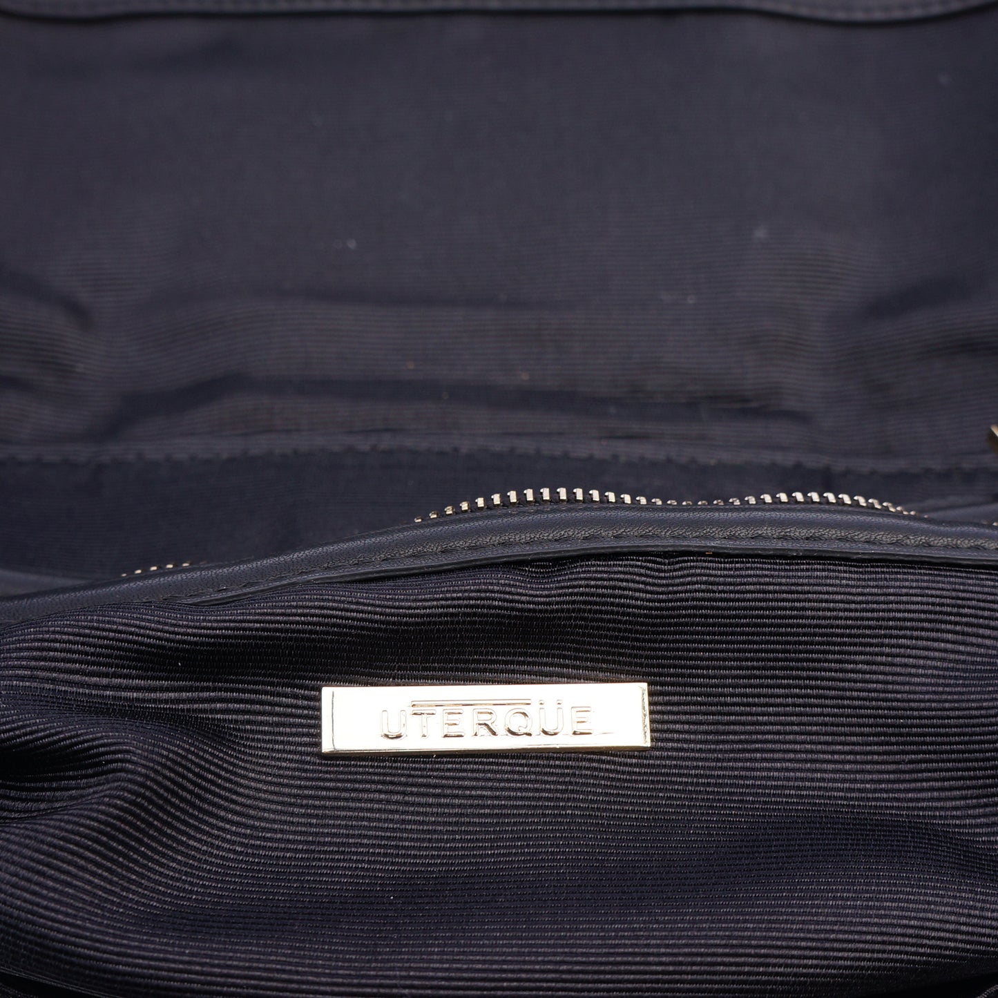 UTEREQUE OVERSIZED CLUTCH BAG - leefluxury.com