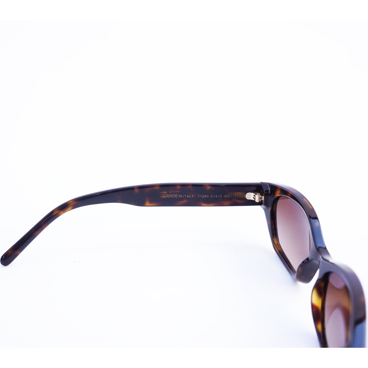 FALL/WINTER 2018/2019 18K CHANEL SUNGLASSES - leefluxury.com
