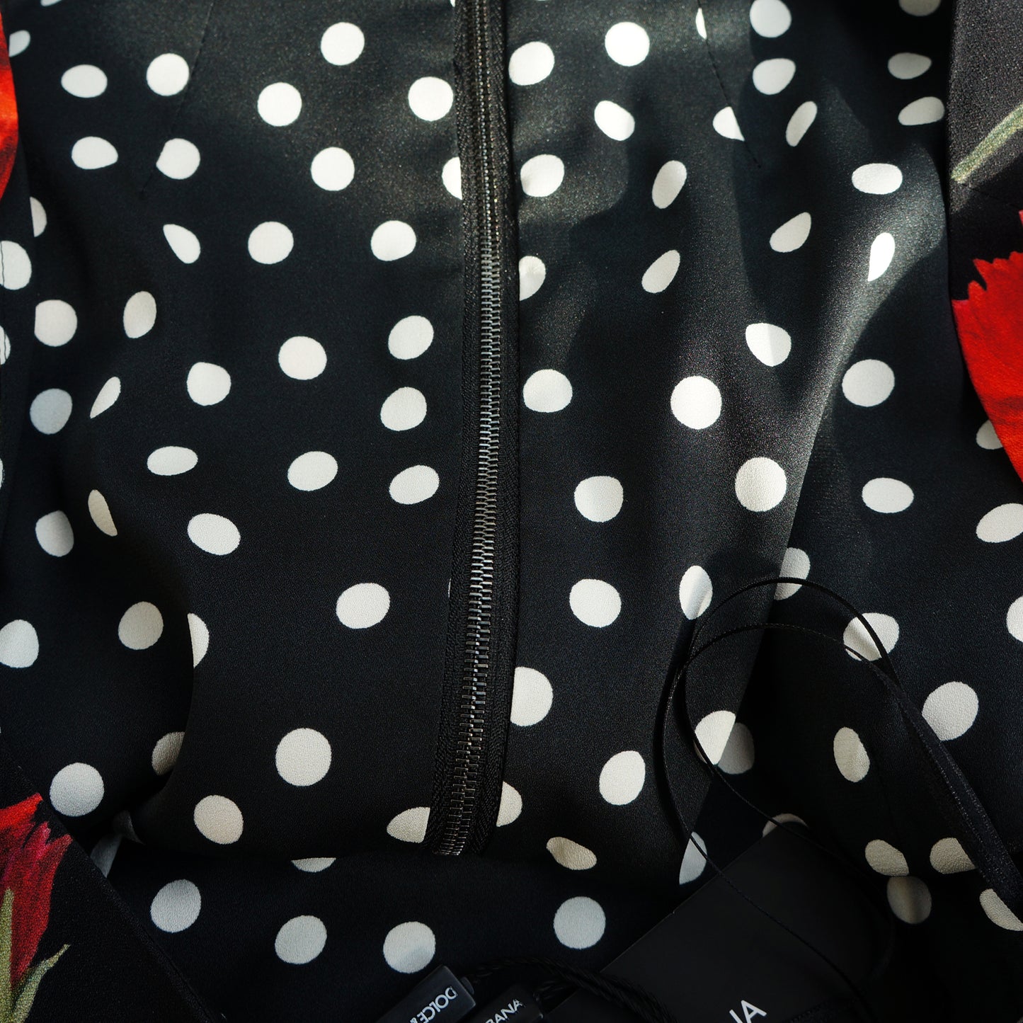 DOLCE & GABBANA BLACK FLORAL CARNATION PRINT DRESS - leefluxury.com