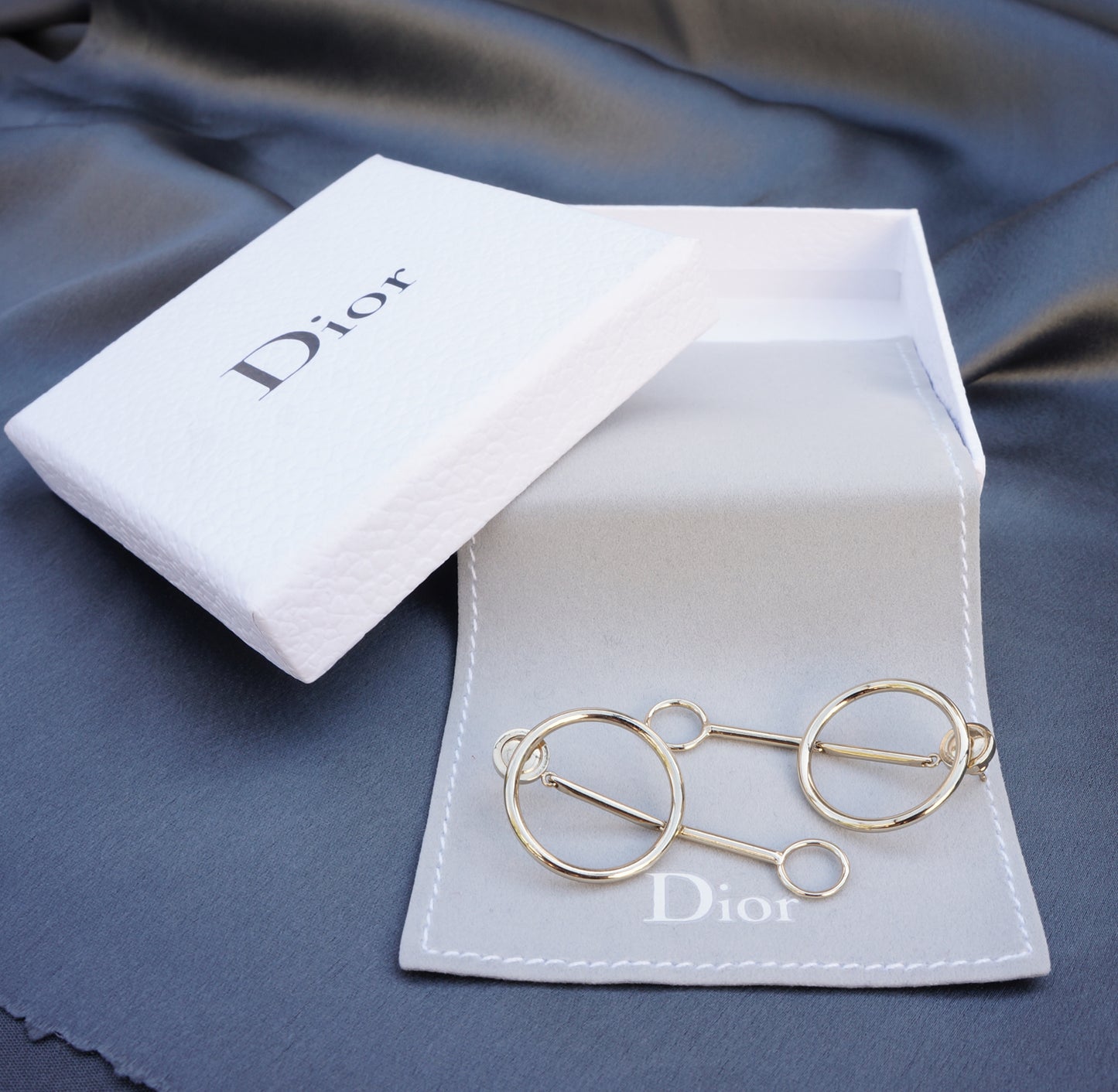 CHRISTIAN DIOR CIRCLE DROP EARRINGS - leefluxury.com