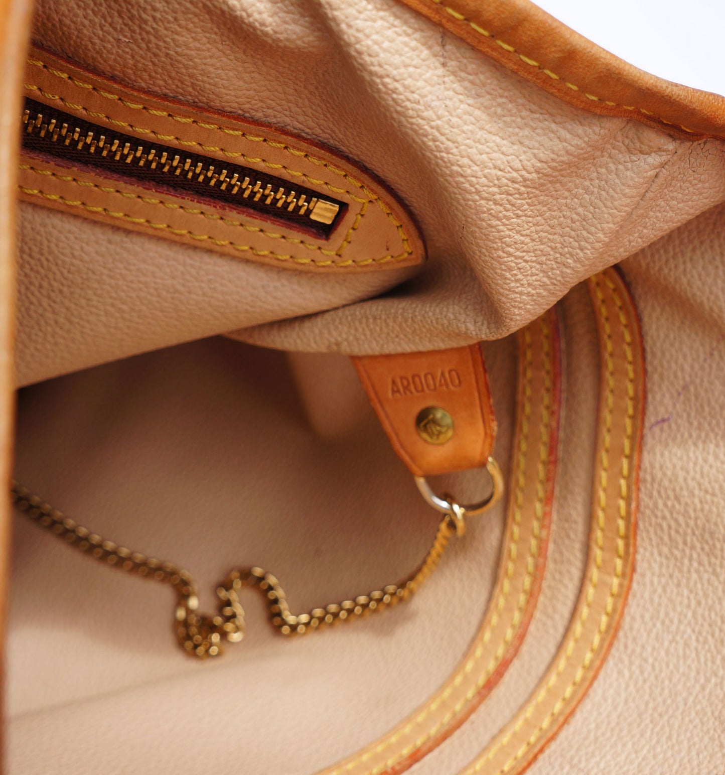 LOUIS VUITTON MONOGRAM BUCKET PM - leefluxury.com