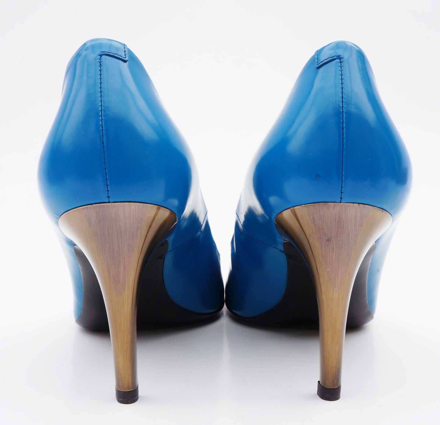 ROGER VIVIER BLUE PATENT LEATHER BUCKLE PUMPS - leefluxury.com
