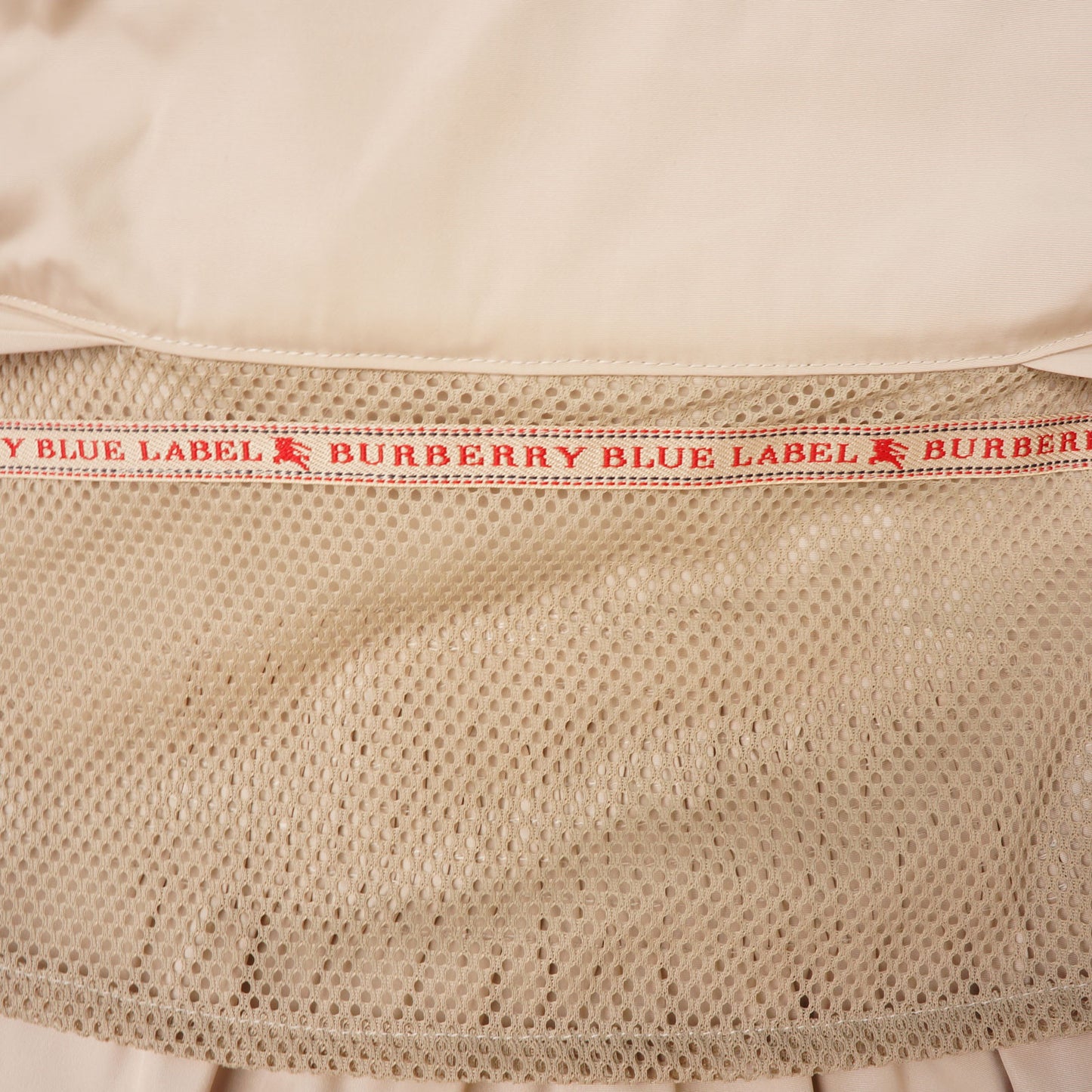 BURBERRY LONDON CROPPPED BOMBER - leefluxury.com