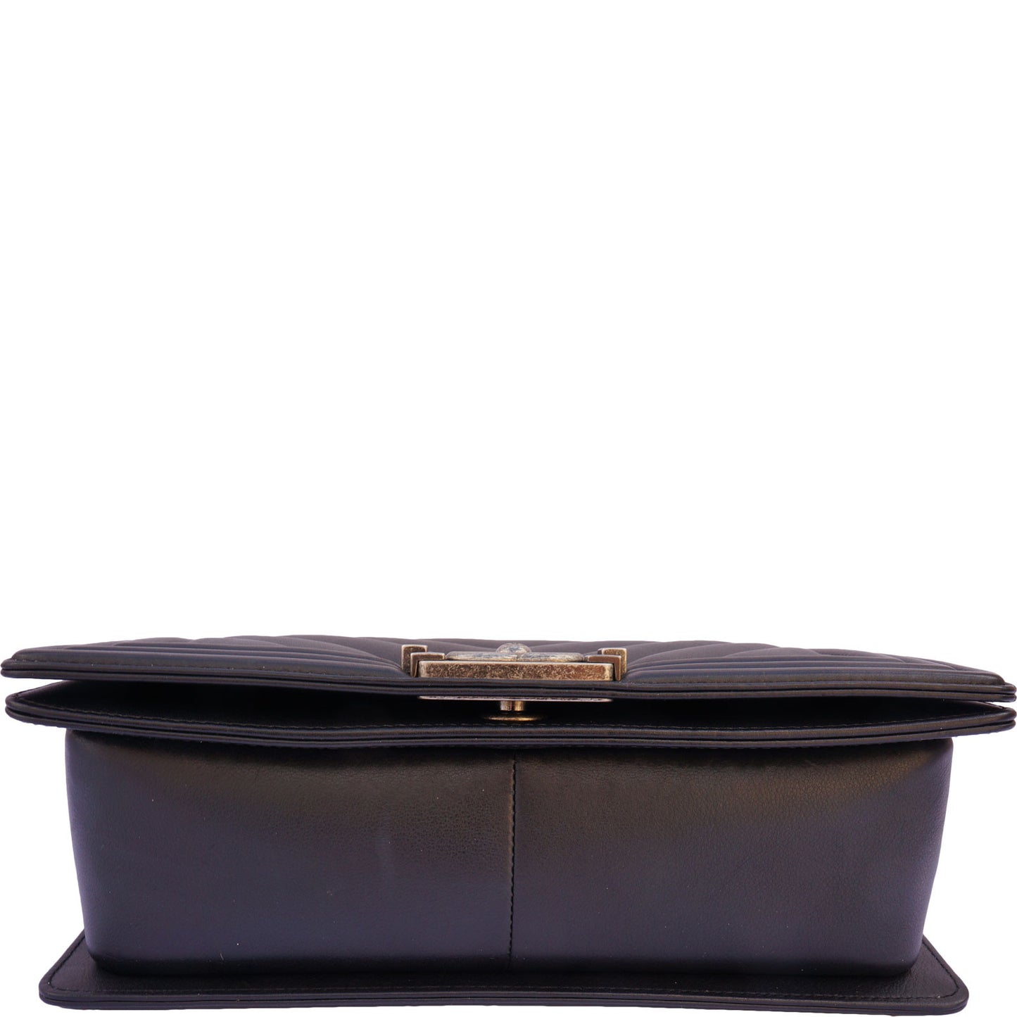 CHANEL OLD MEDIUM CHEVRON BOY BAG - leefluxury.com