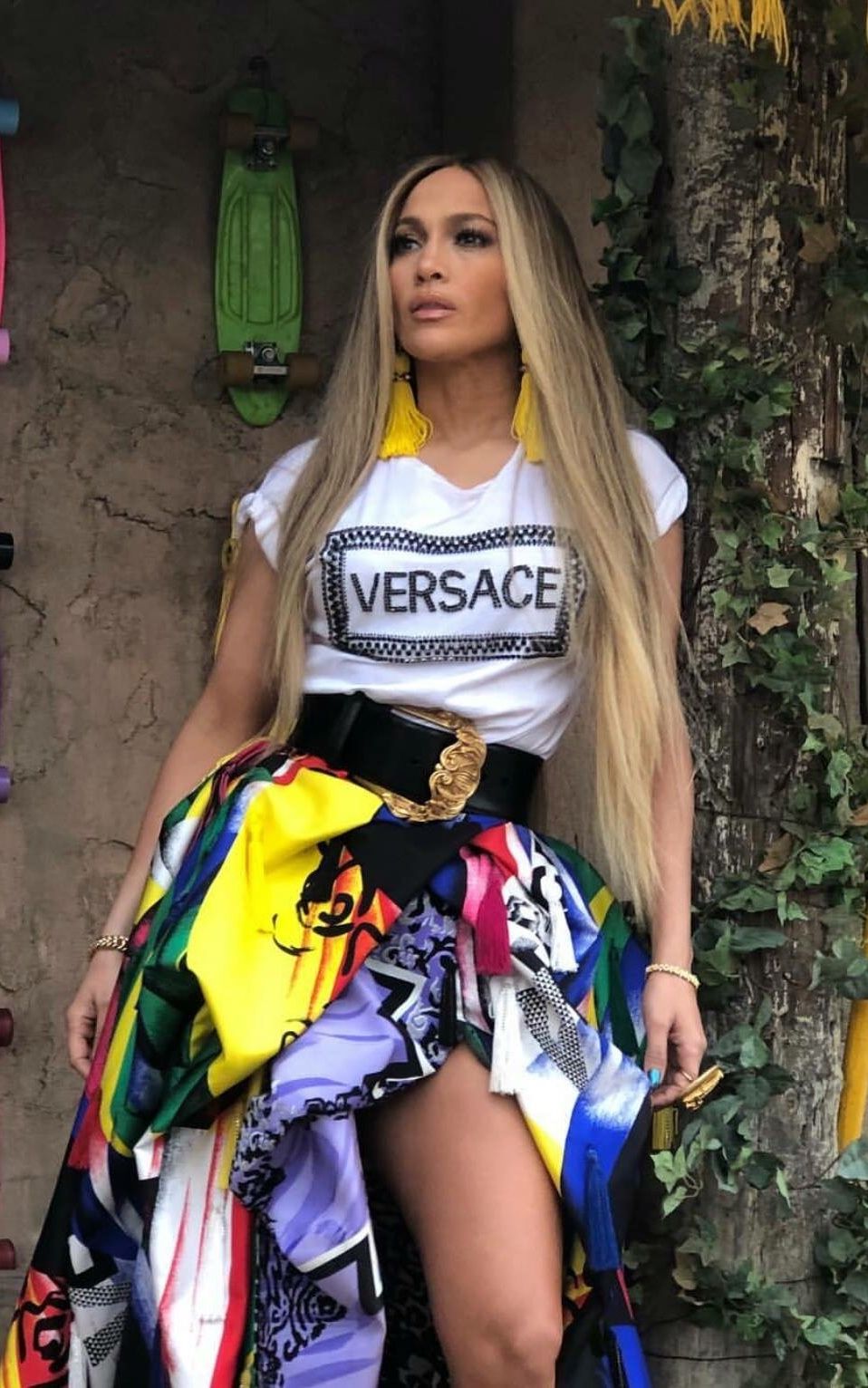 VERSACE AW2018 EMBROIDERED LOGO T-SHIRT - leefluxury.com