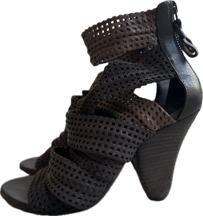 Elisanero Gladiator Brown Leather Heel