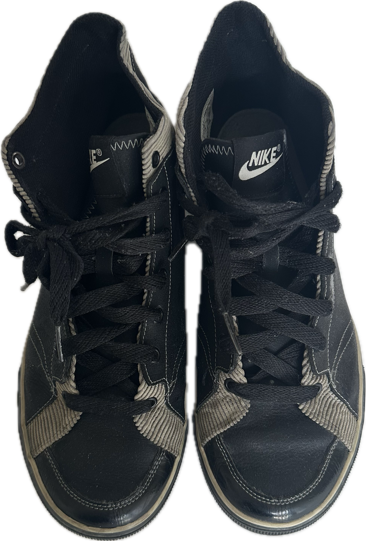 Nike Mens High Top Shoe