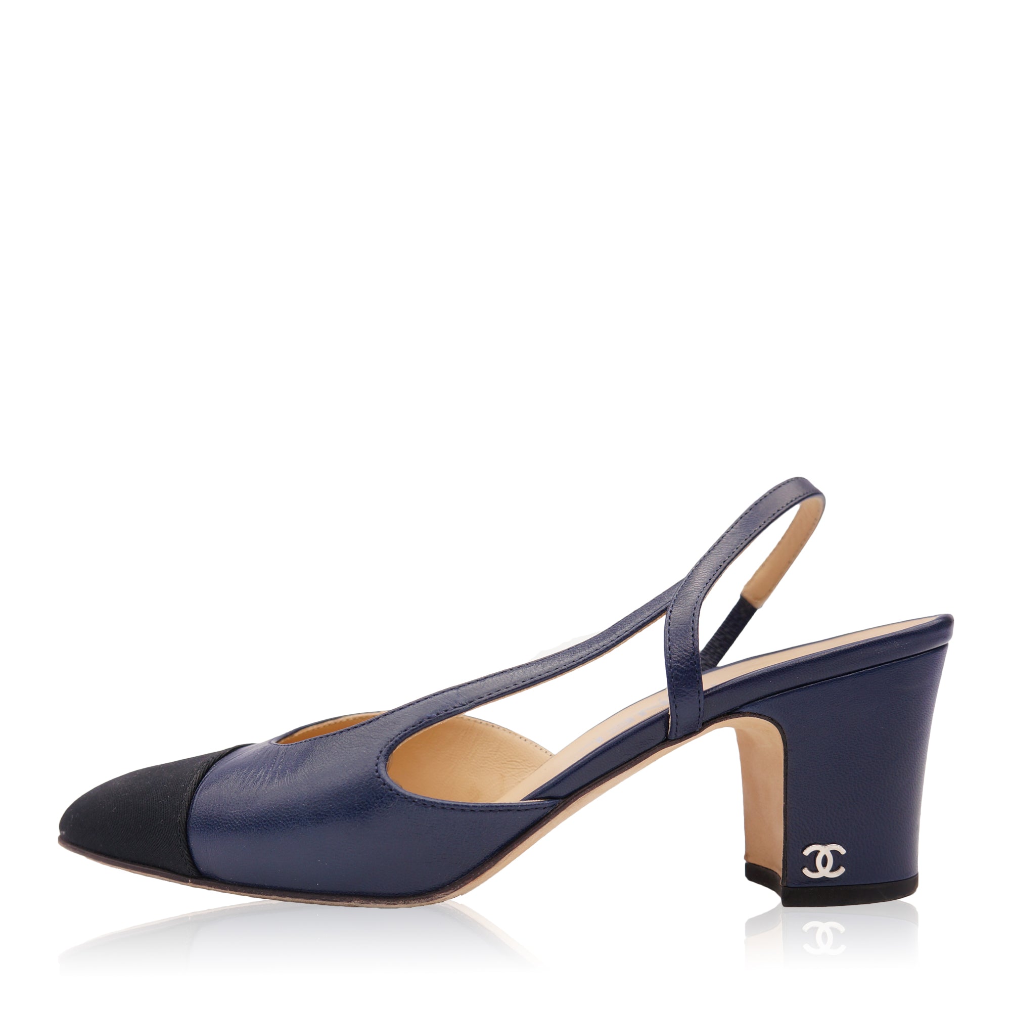 Chanel Blue/Cream Leather Cap Toe CC Slingback Flat Sandals Size 37 Chanel  | The Luxury Closet