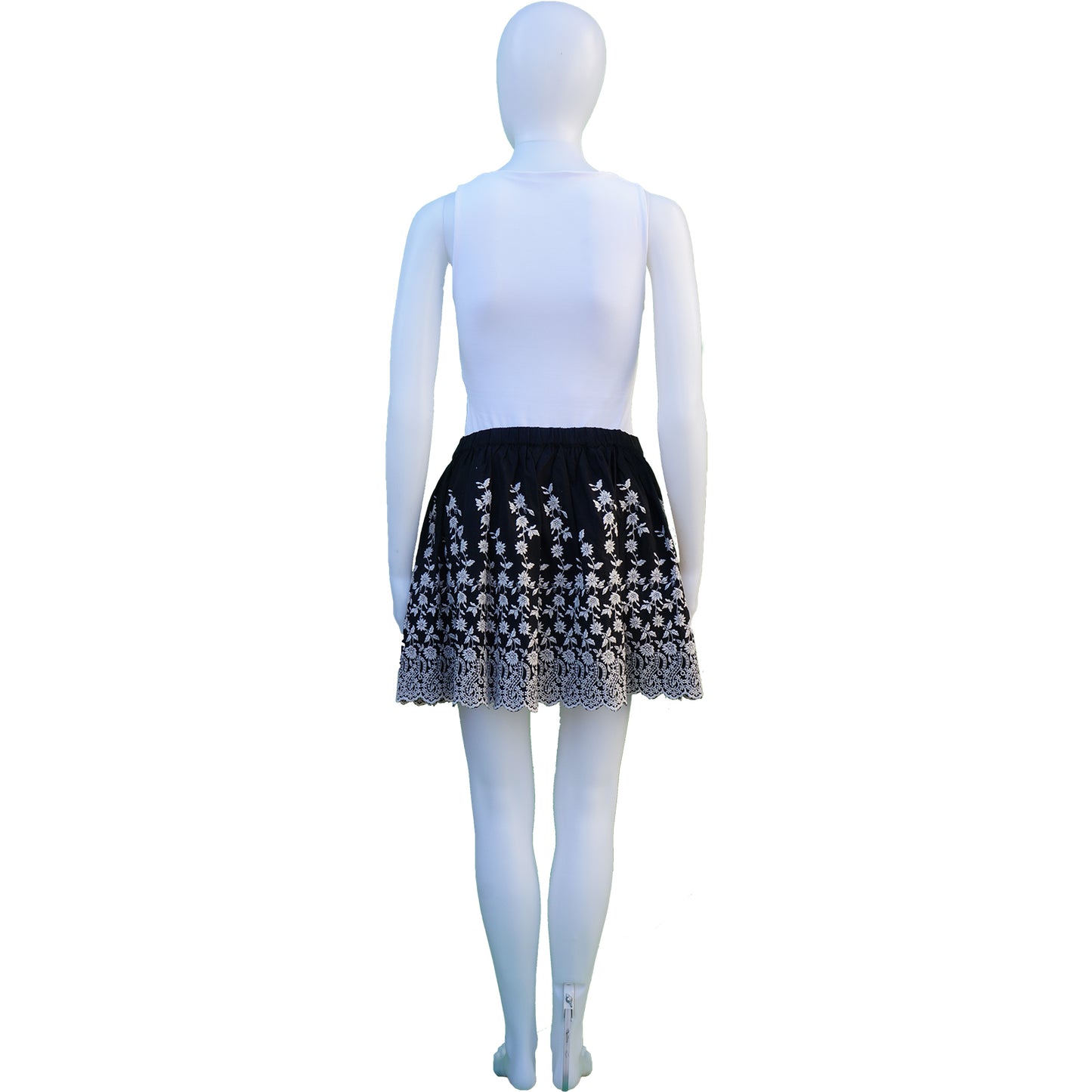 ULLA JOHNSON BLACK AND CREAM FLORAL EMBROIDERED MINI SKIRT - leefluxury.com