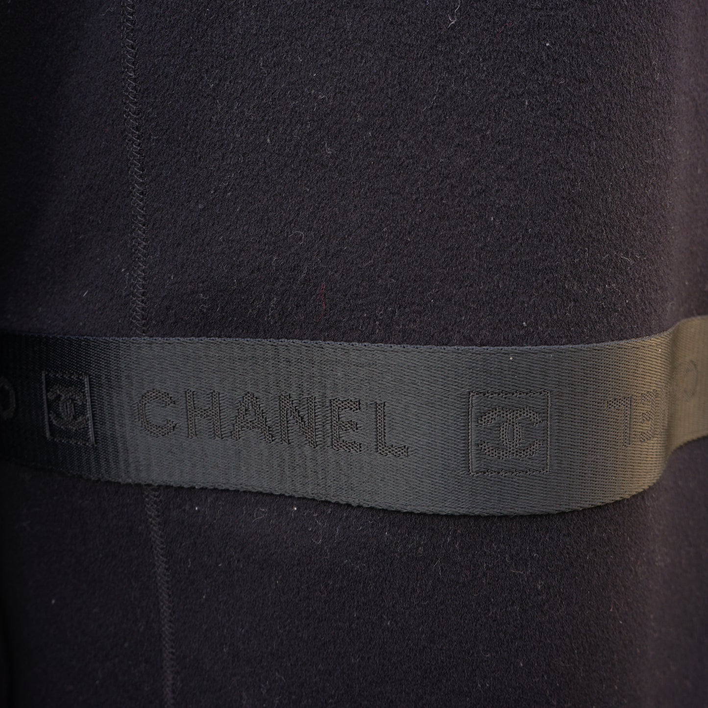 CHANEL WOOL COAT WITH QUILTED LINING COAT - leefluxury.com